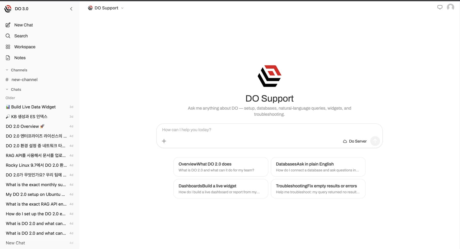 Suhbatlar tarixi va tavsiya etilgan so‘rovlar bilan Enterprise RAG Platform assistent ekrani